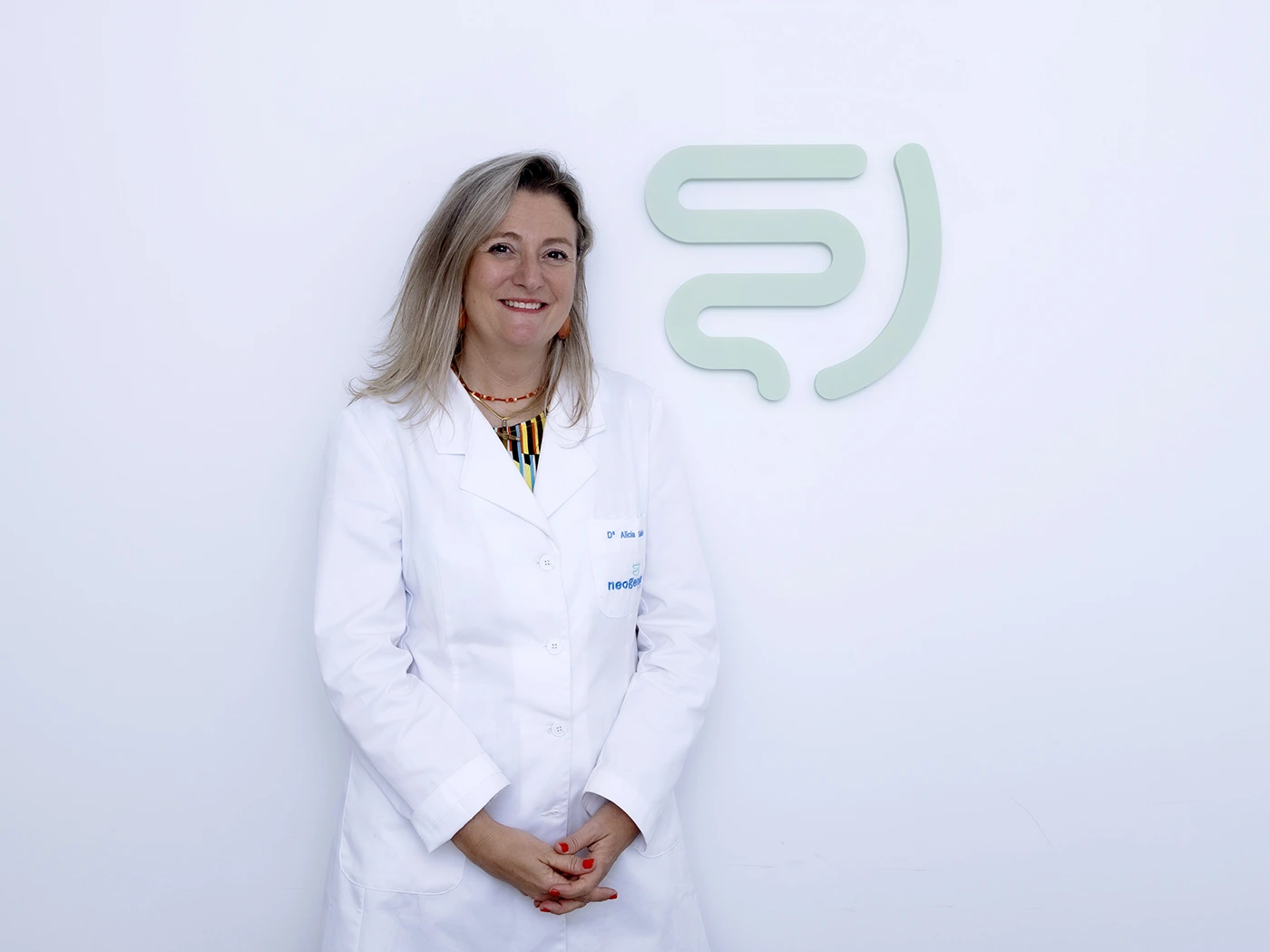 Dª Alicia Salido Serrano
